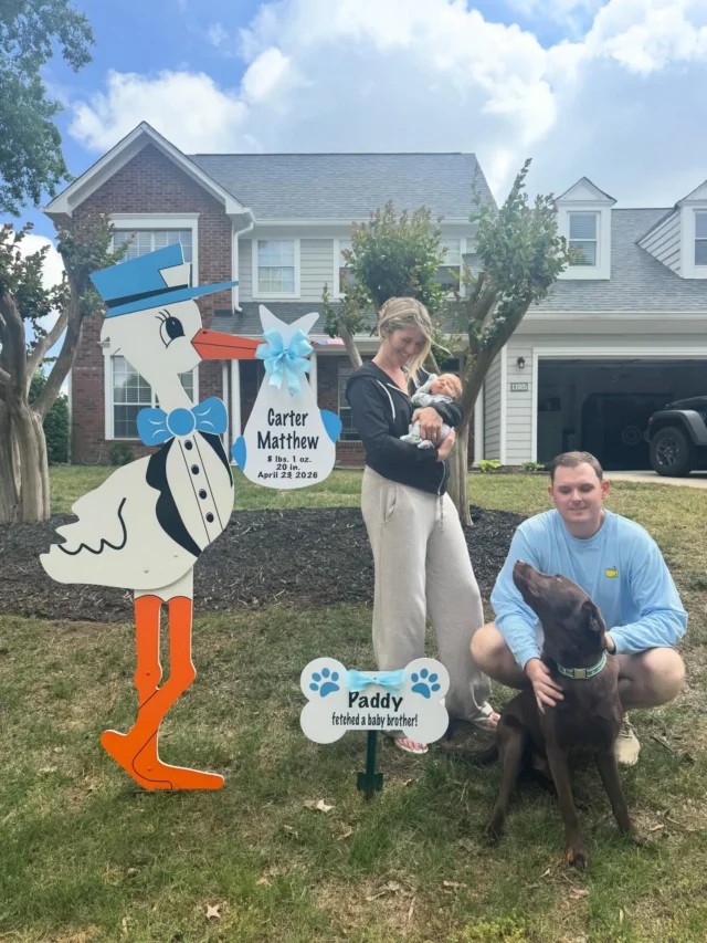 Meet baby Carter and his dog Paddy!🩵🐶

#magnoliastorks #storksignscharlotte #charlottestorks #yardsignscharlotte #storkscharlotte