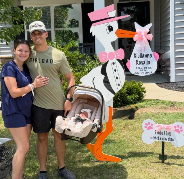 Meet sweet Giulianna!🎀💖

#magnoliastorks #storksignscharlotte #charlottestorks #storkscharlotte #yardsignscharlotte